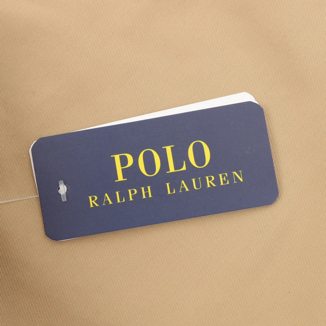 P540 Polo Ralph Lauren R01 Clean fit vintage retro zipper jacket. This is a couple style that can be worn by both boys and girls. It is an eternal classic. The fabric is really different from others. The new model is not as stiff as the old model. I think it is easier to wear. The most classic one is probably it. It is 100% pure cotton. The hardness is just right and not that stiff!! This is this year's upgrade, but I feel it is better to wear. The embroidery on the chest is all German Oman embroidery fiber with original data. The embroidery process is very particular. The Japanese Tajima machine is used to ensure the embroidery is exquisite and three-dimensional, which is what I said is different from what is on the market. Regarding the workmanship, the version is loose and can be worn by boys and girls!! The jacket may be worn for a longer period of time, and the Mid-Autumn Festival is about to go out in October. Retro will never go out of style. Color: Khaki Navy Size: S-XL
